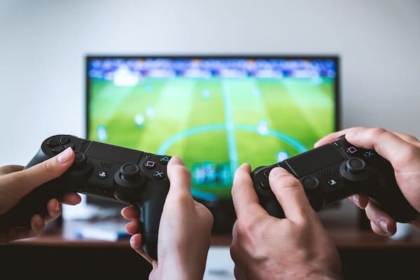 Quel est l'impact socioculturel des jeux vidéo sur les jeunes générations ?