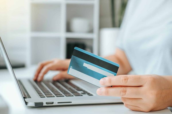 Pourquoi opter pour un compte bancaire en ligne sans dépôt initial ?